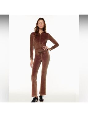 Aritzia Sunday Best Kiera Velour Flare Pant Sz Small